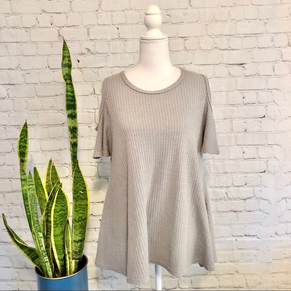 Women's Light Gray Waffle Knit Short Sleeve Top